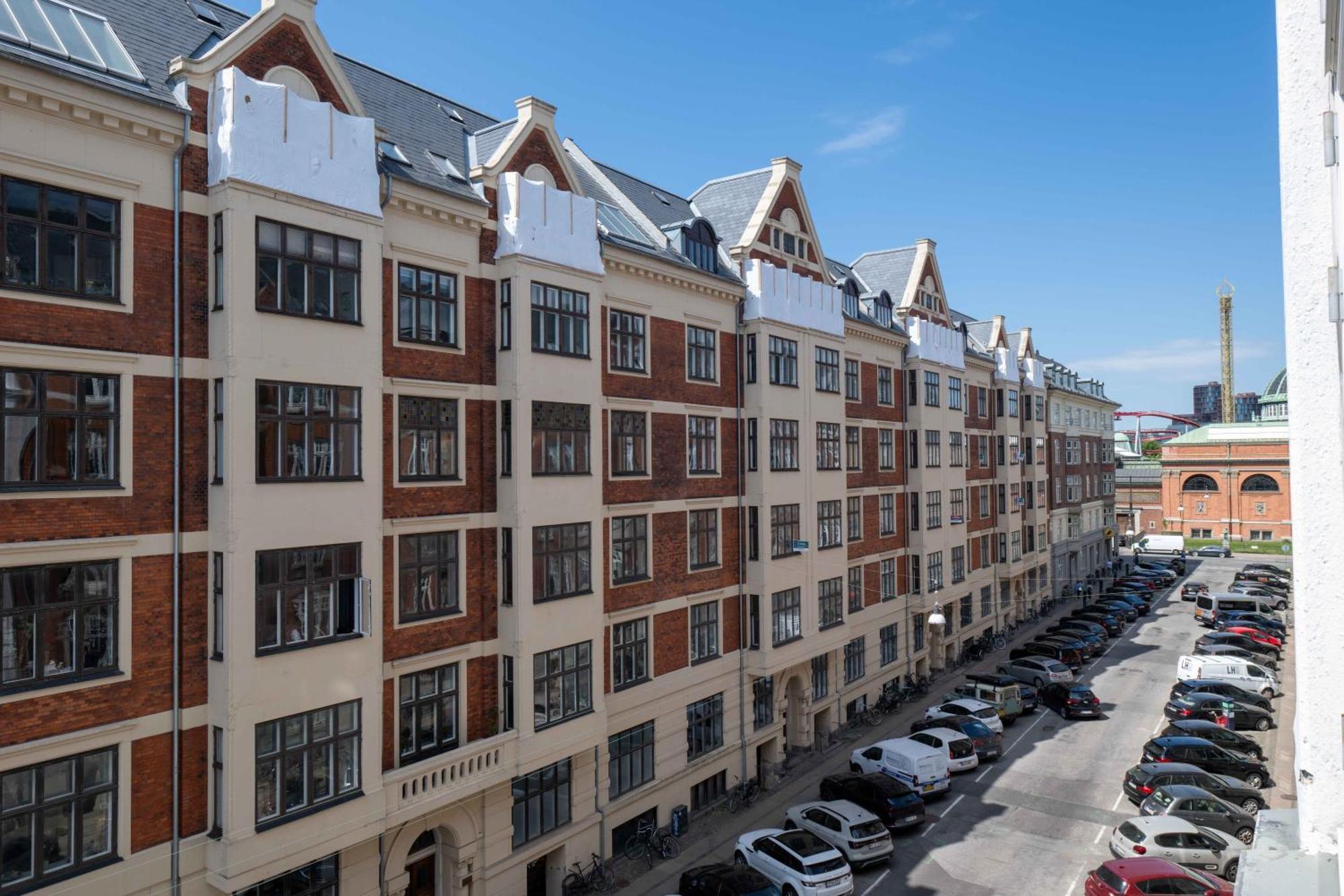 Lovely 3Br Manor Apartment 5 Min From Tivoli Gardens Copenhaga Exterior foto