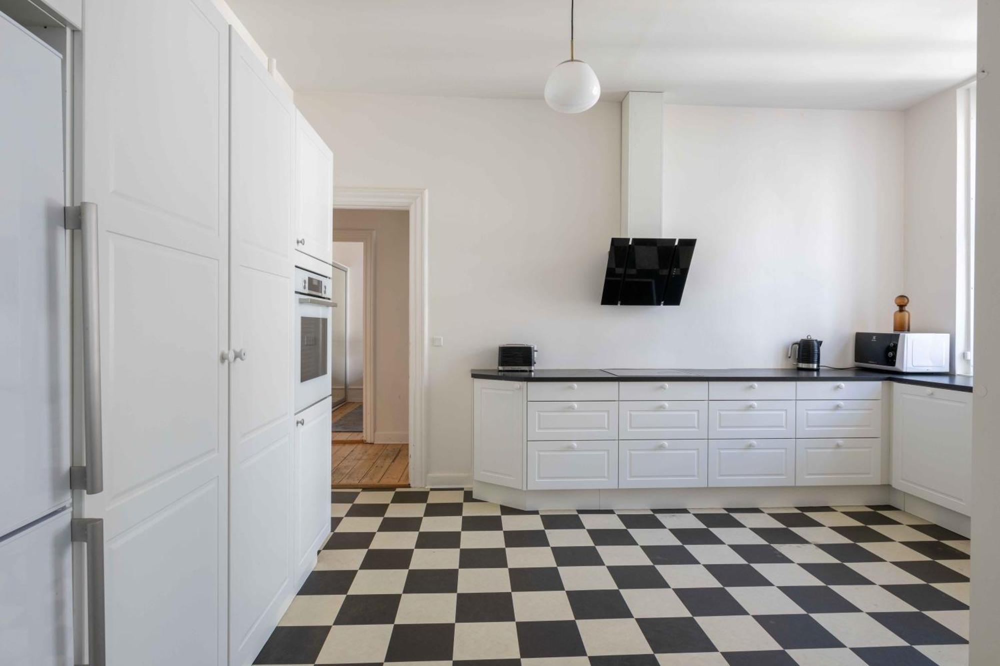 Lovely 3Br Manor Apartment 5 Min From Tivoli Gardens Copenhaga Exterior foto